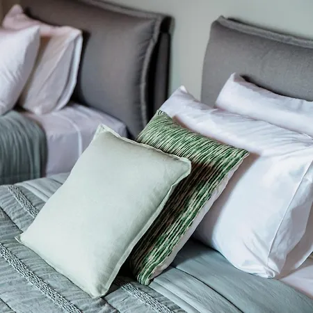 Serendipity- By Myhomeincomo Apartamento